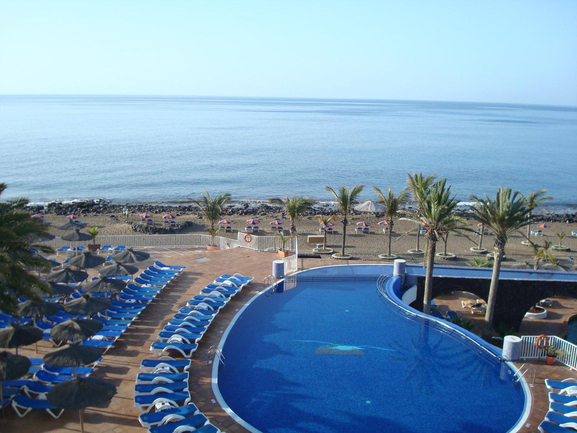 Vik Hotel San Antonio Puerto del Carmen  Exterior photo