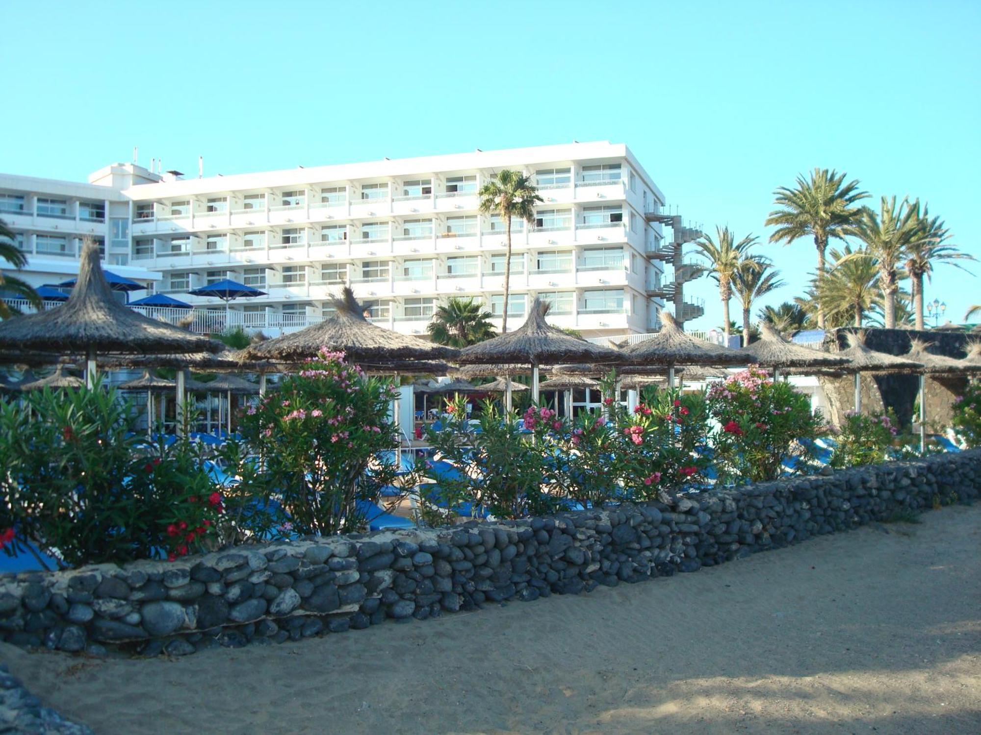 Vik Hotel San Antonio Puerto del Carmen  Exterior photo
